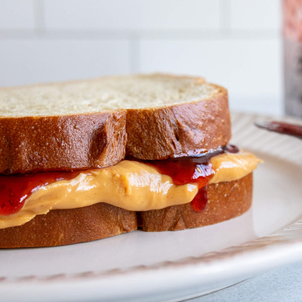 Traditional 14 oz. Sliced Bread (4 Loaves)